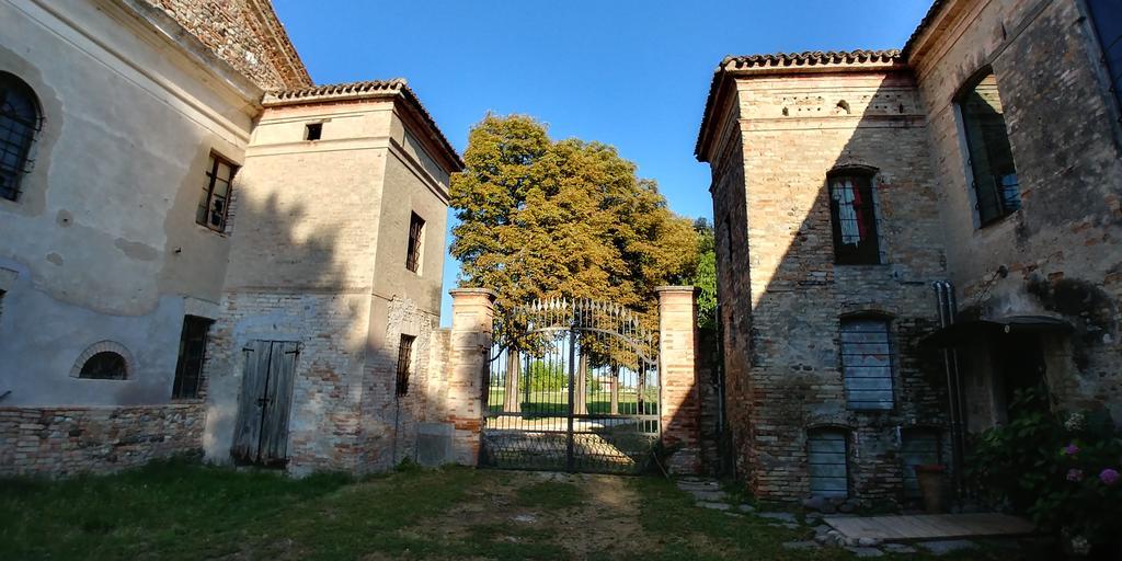 Lo Scrigno Di Lara Villa Ceresara Buitenkant foto